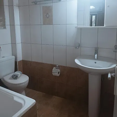 דירה Georgias House
