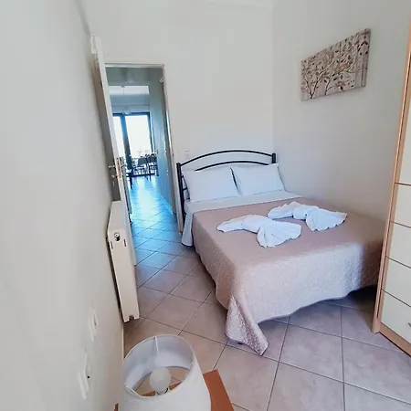公寓 Georgias House *